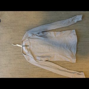 LuluLemon fleece line shirt
